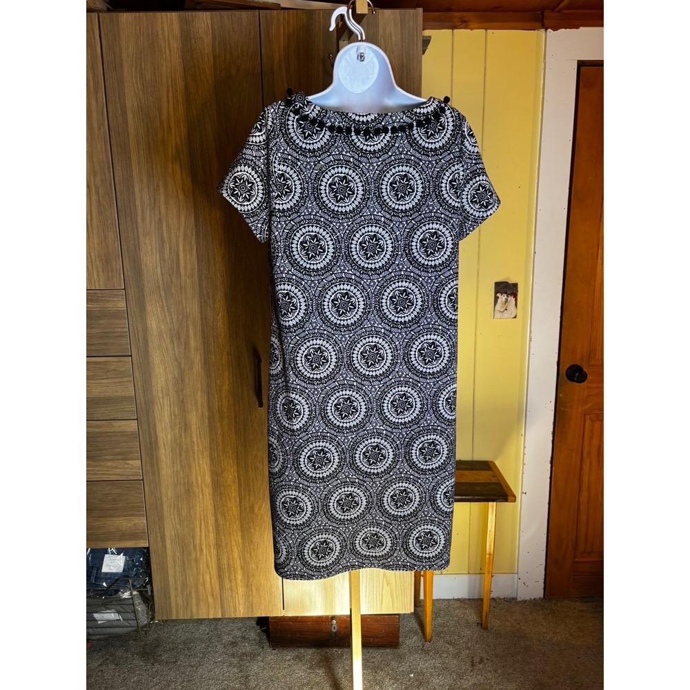 309. Talbots Black White Medallion Print Pom Pom Trim Shift Dress Womens Medium - Picture 3 of 5
